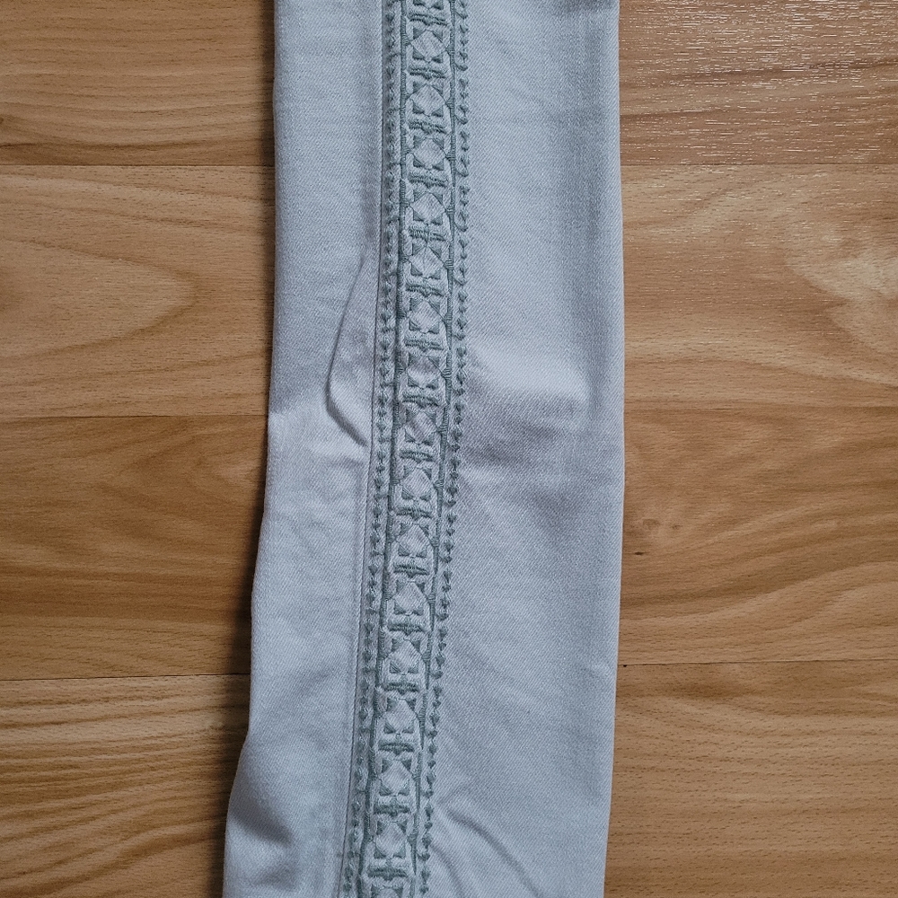 Mossimo denim - Picture 2 of 3
